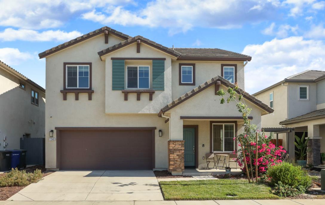 Detail Gallery Image 2 of 33 For 1540 Aspire Way, Modesto,  CA 95356 - 5 Beds | 2/1 Baths