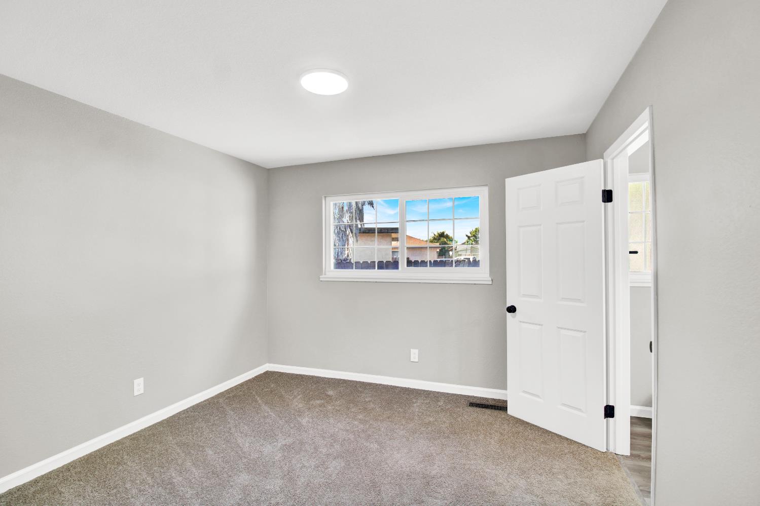 Detail Gallery Image 32 of 45 For 3212 Lotus Ct, Ceres,  CA 95307 - 3 Beds | 2 Baths