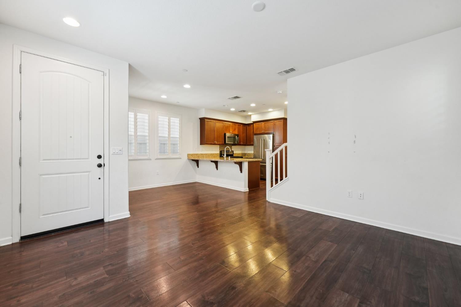 Detail Gallery Image 16 of 45 For 818 Queen Palm Ln, Brentwood,  CA 94513 - 3 Beds | 2/1 Baths