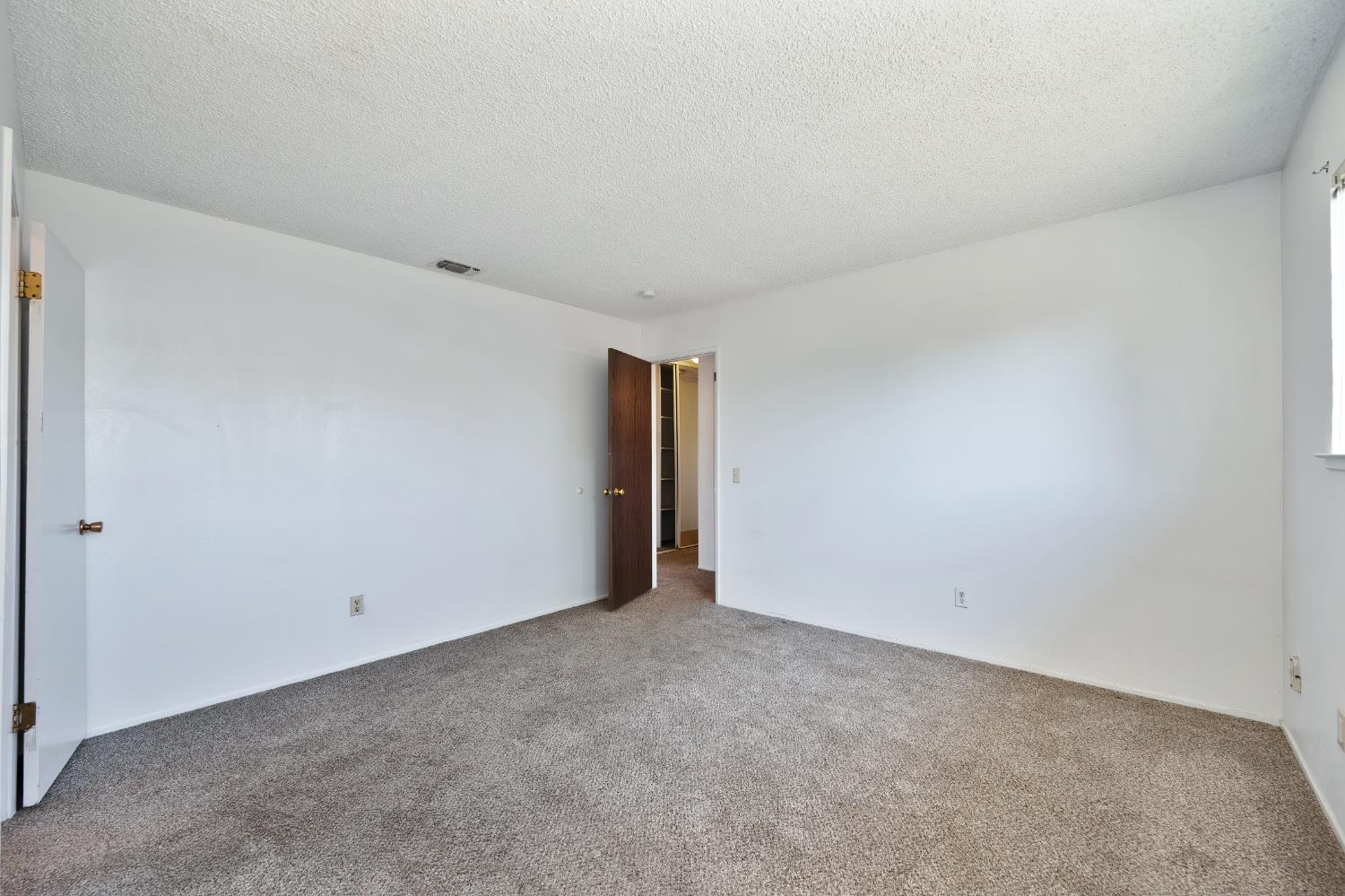 Detail Gallery Image 23 of 41 For 104 Briarcliff Ct, Folsom,  CA 95630 - 3 Beds | 2 Baths