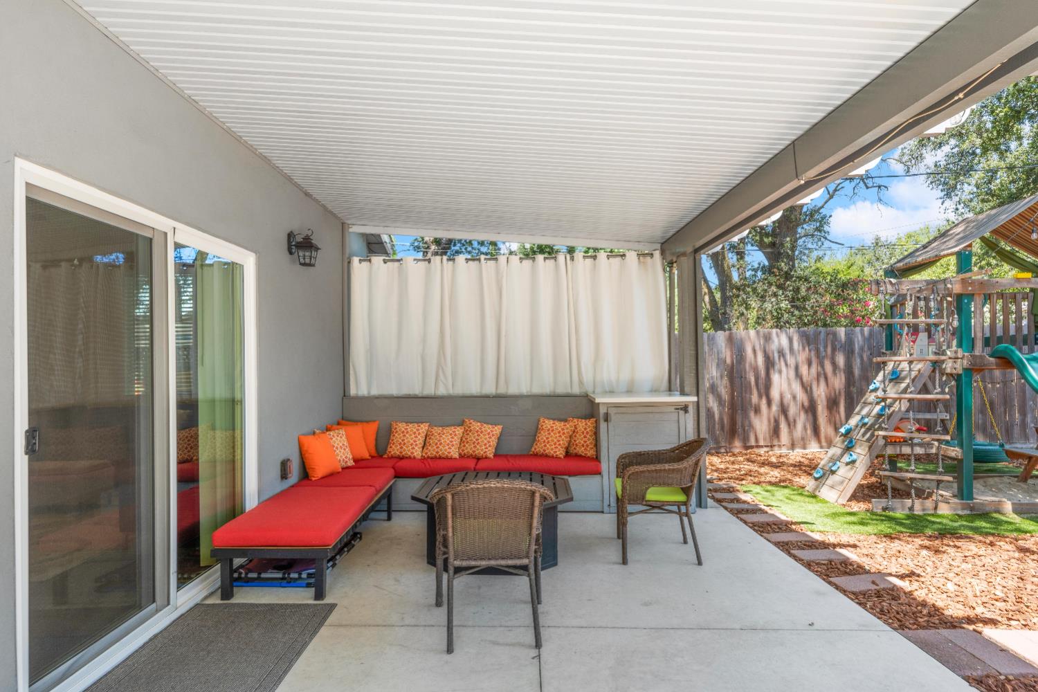 Detail Gallery Image 44 of 60 For 6936 Kon Tiki Dr, Orangevale,  CA 95662 - 4 Beds | 2/1 Baths