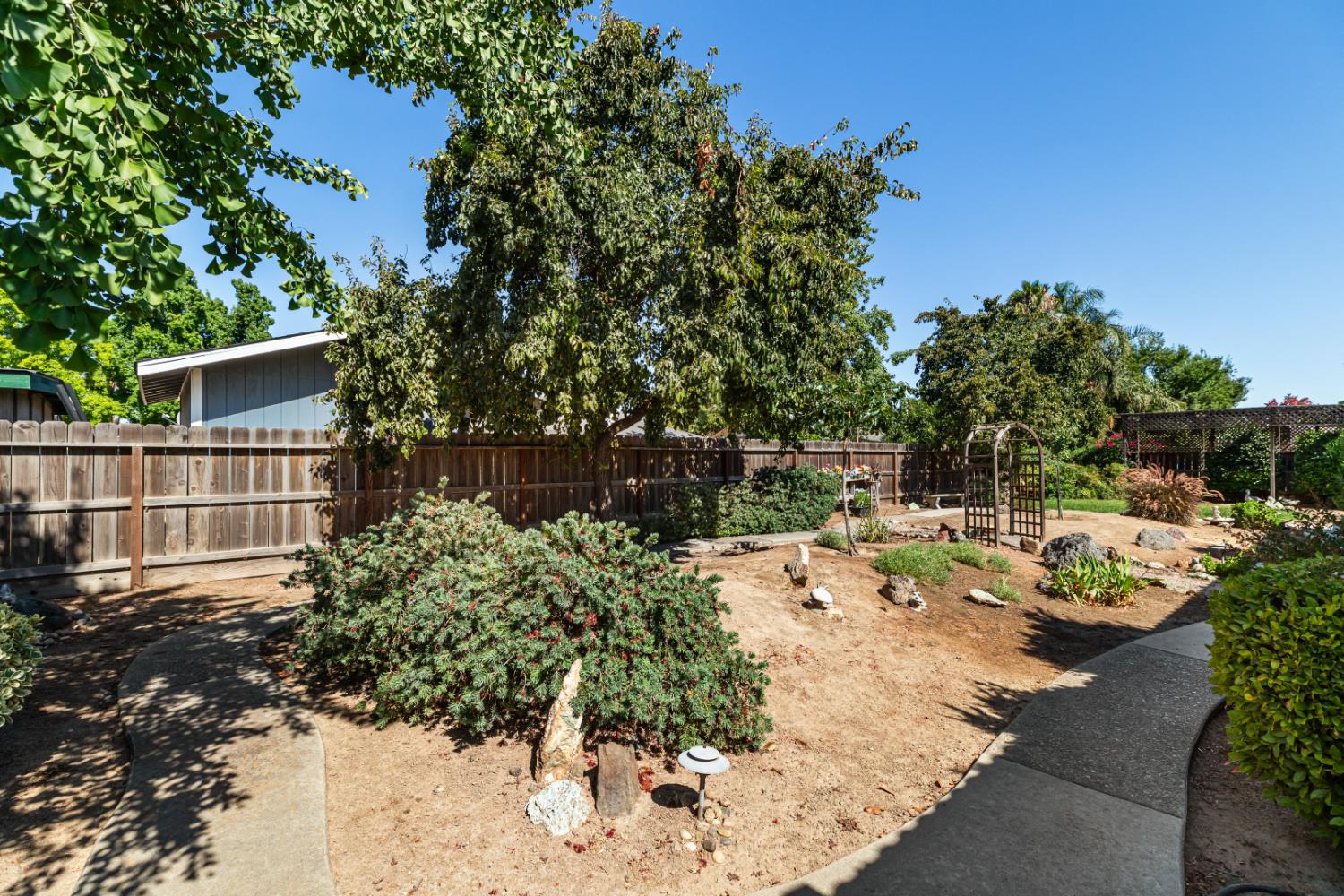 Detail Gallery Image 44 of 46 For 1009 Zinfandel Pl, Modesto,  CA 95351 - 3 Beds | 2 Baths