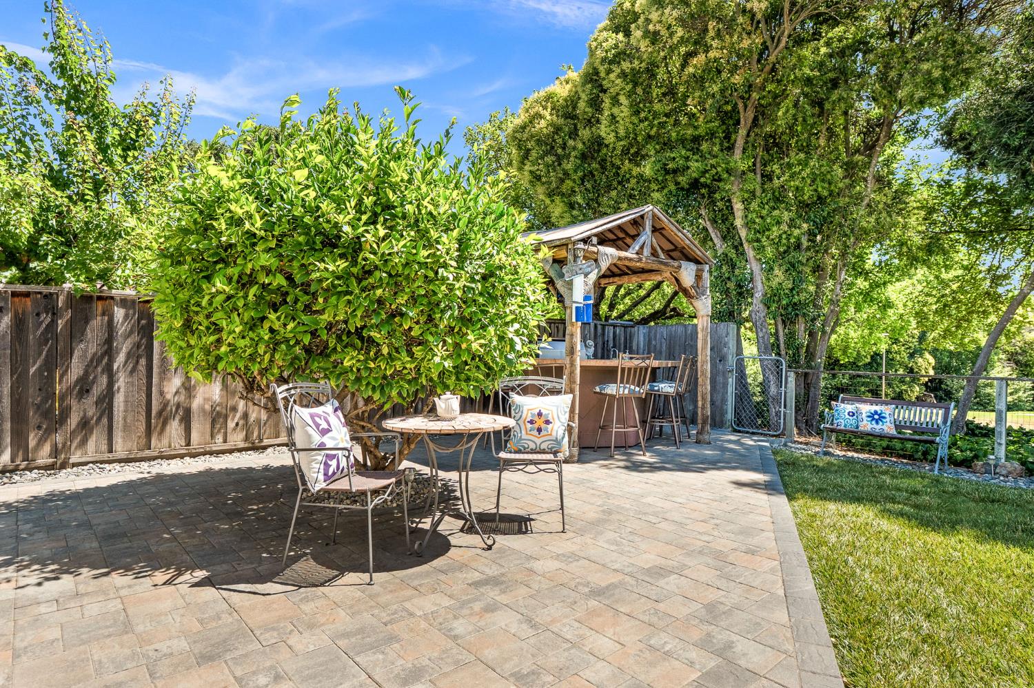 Detail Gallery Image 39 of 41 For 8107 Peppertree Rd, Dublin,  CA 94568 - 4 Beds | 2 Baths