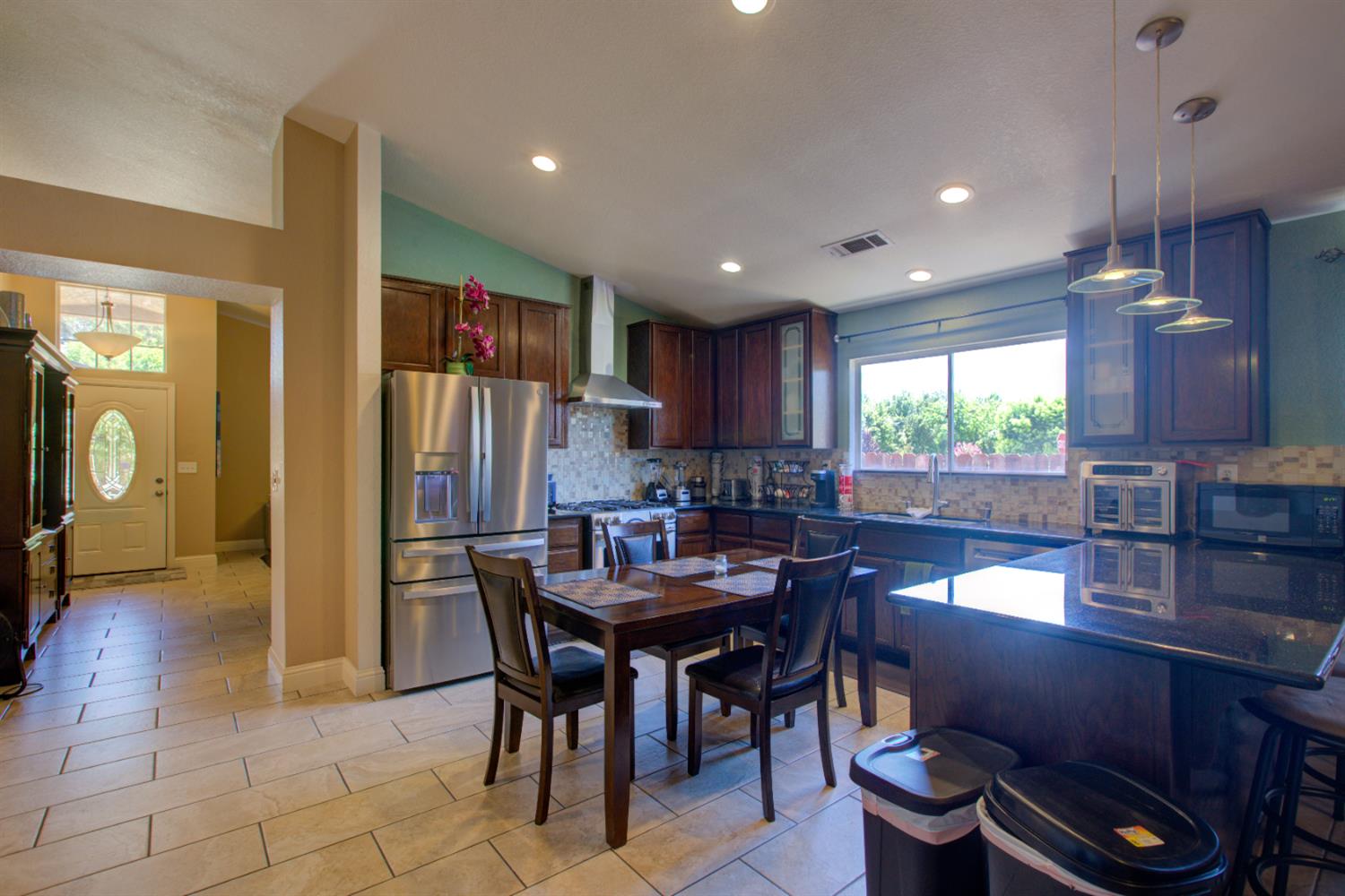 Detail Gallery Image 11 of 31 For 3129 Malik Ave, Ceres,  CA 95307 - 4 Beds | 2 Baths