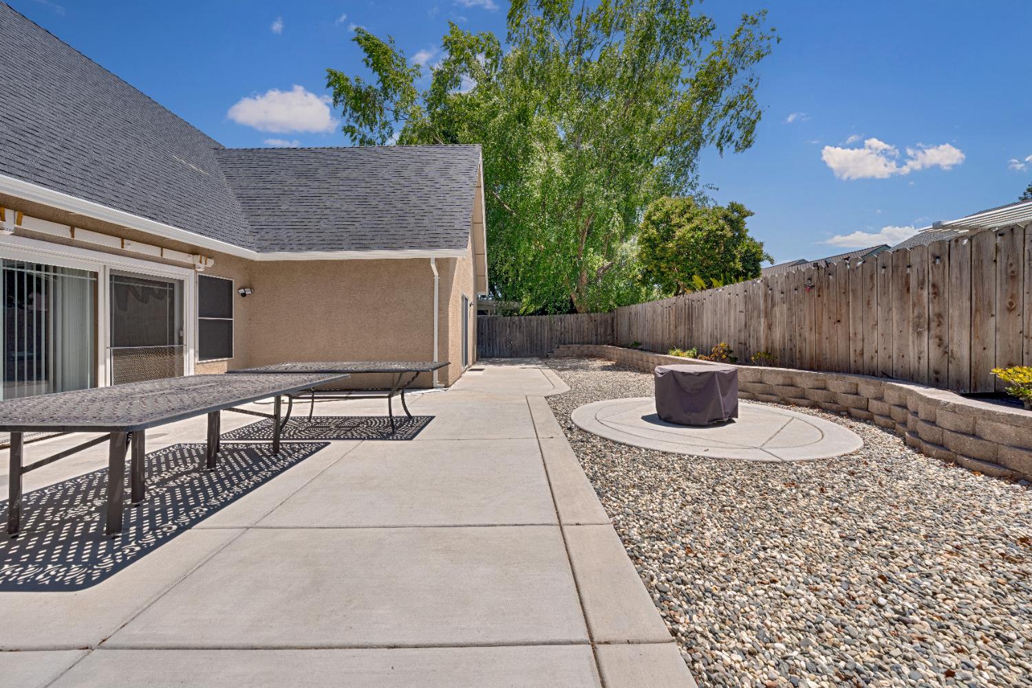 Detail Gallery Image 32 of 36 For 6736 Folkstone Way, Elk Grove,  CA 95758 - 4 Beds | 3 Baths