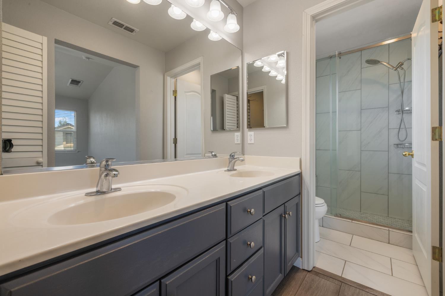 Detail Gallery Image 33 of 55 For 4330 Alba Ct, Turlock,  CA 95382 - 3 Beds | 2/1 Baths