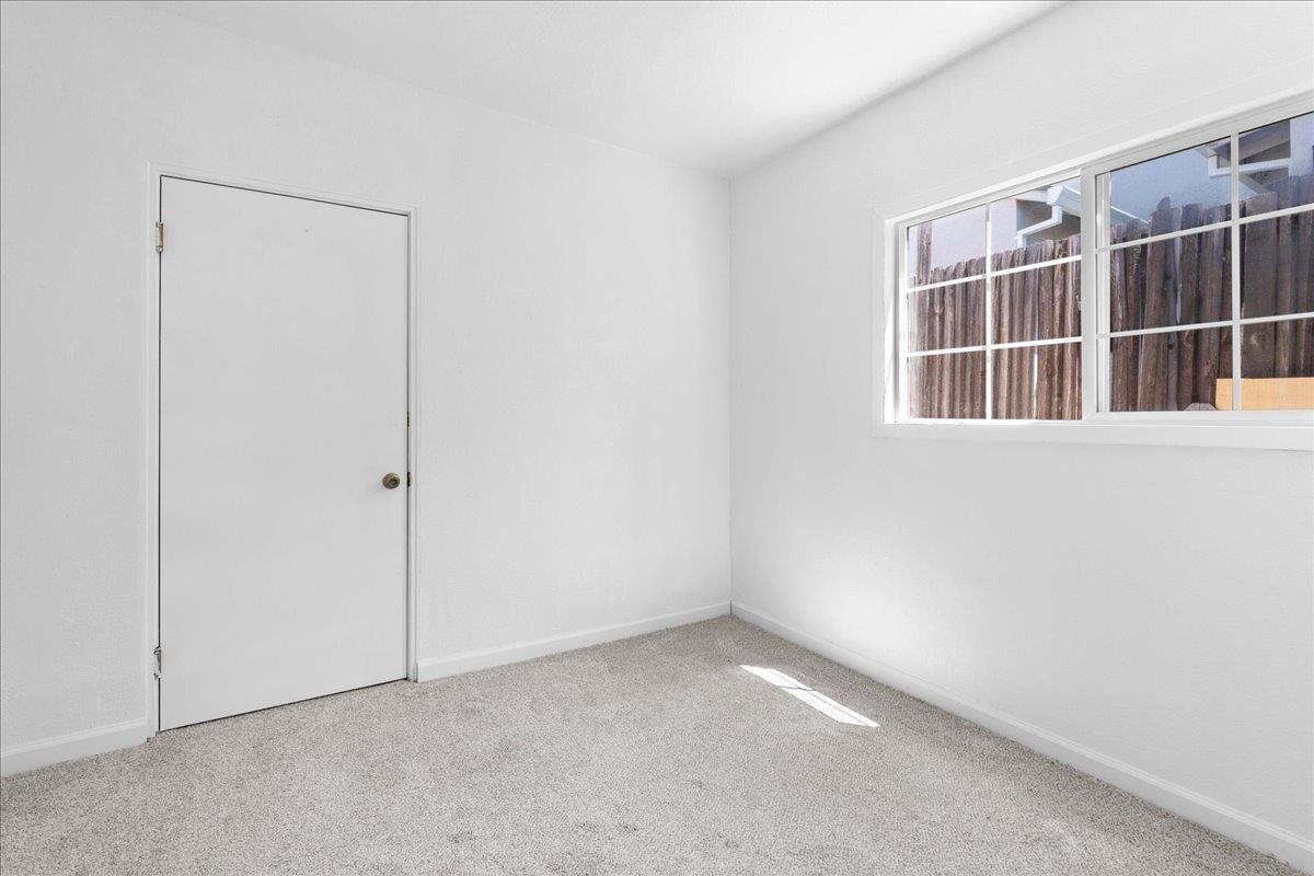 Detail Gallery Image 18 of 31 For 2117 Violet, Sacramento,  CA 95825 - 8 Beds | 4 Baths