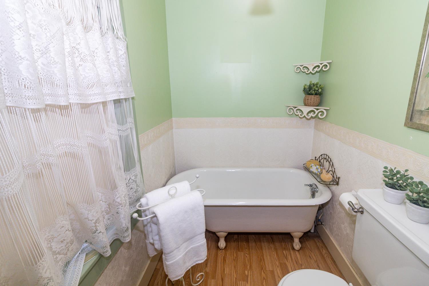 Detail Gallery Image 30 of 59 For 603 1st St, Woodland,  CA 95695 - 3 Beds | 2 Baths