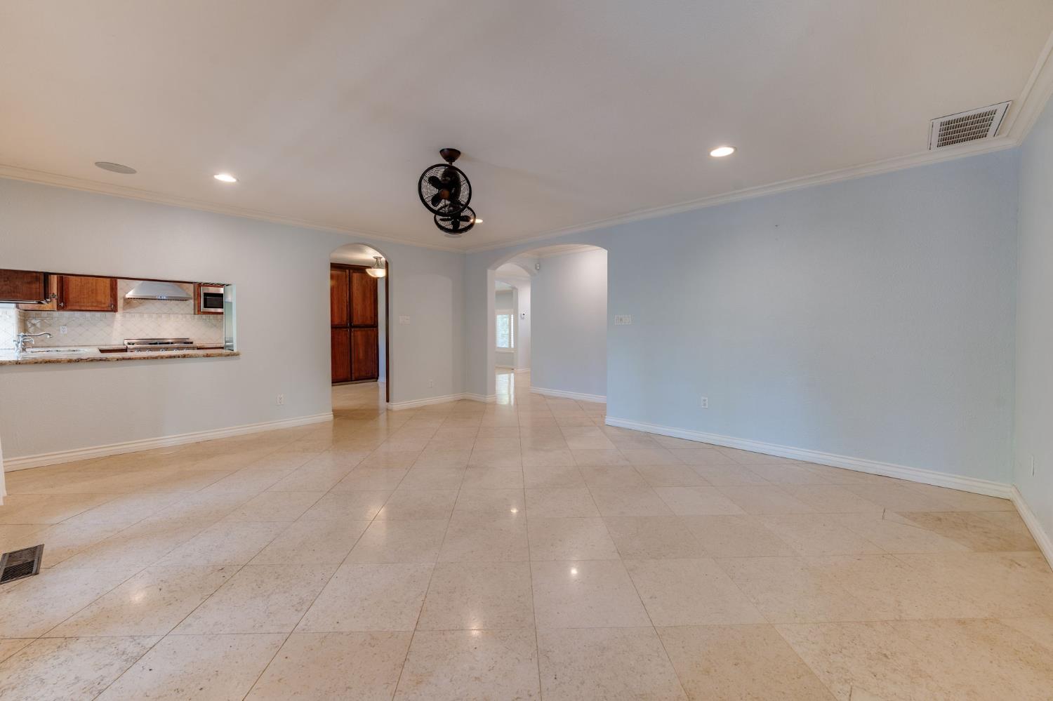 Detail Gallery Image 26 of 64 For 5352 Wedge Cir, Fair Oaks,  CA 95628 - 3 Beds | 2 Baths