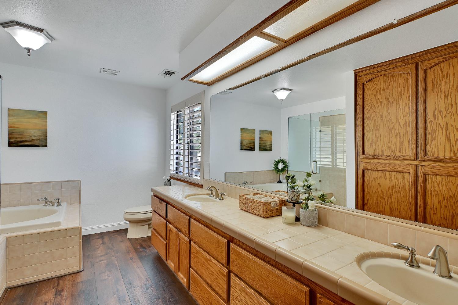 Detail Gallery Image 36 of 62 For 4710 Dea Way, Fair Oaks,  CA 95628 - 4 Beds | 3 Baths