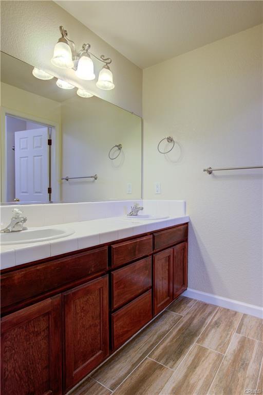 Detail Gallery Image 42 of 54 For 1443 Favier Dr, Merced,  CA 95340 - 5 Beds | 2/1 Baths