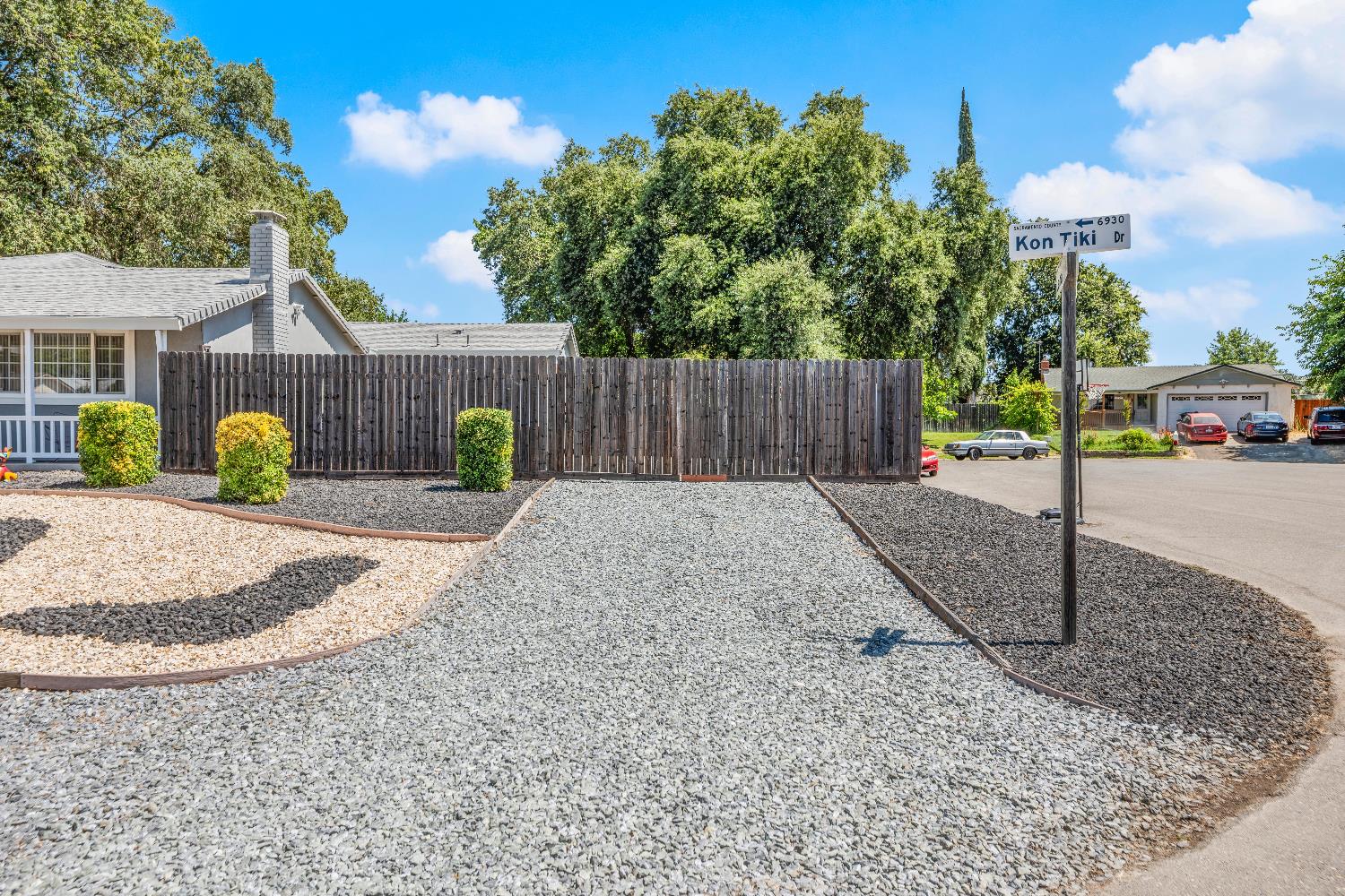 Detail Gallery Image 8 of 60 For 6936 Kon Tiki Dr, Orangevale,  CA 95662 - 4 Beds | 2/1 Baths
