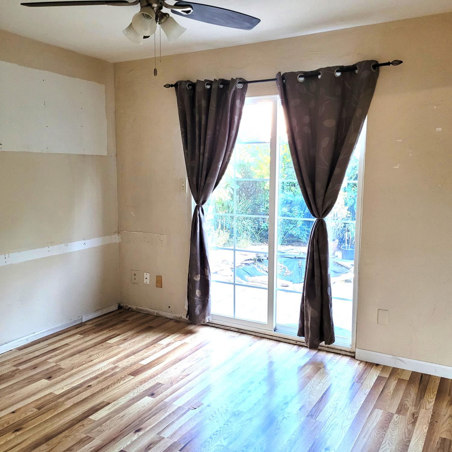 Detail Gallery Image 18 of 23 For 3010 Oregon Ct, Stockton,  CA 95204 - 4 Beds | 2 Baths