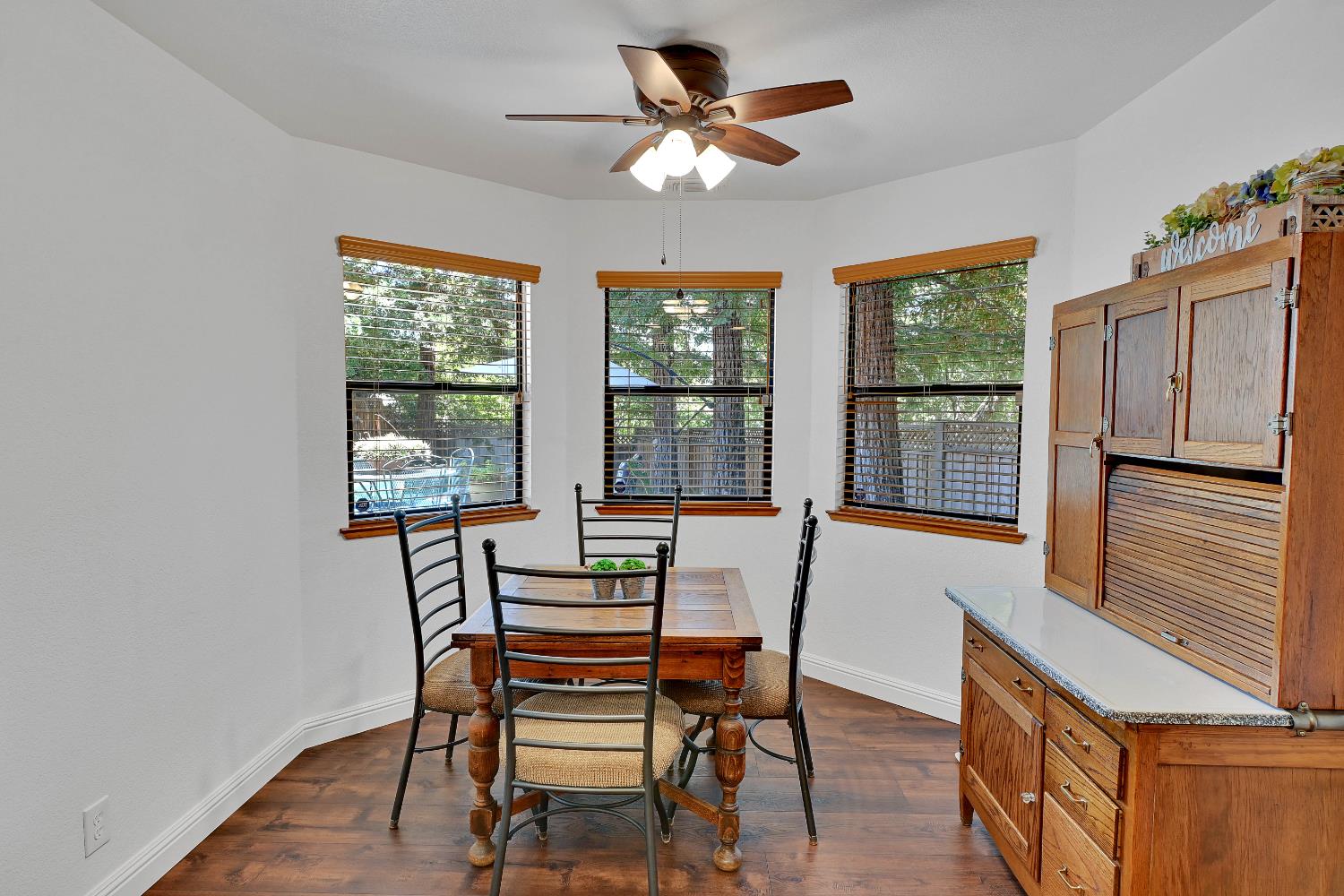 Detail Gallery Image 21 of 62 For 4710 Dea Way, Fair Oaks,  CA 95628 - 4 Beds | 3 Baths