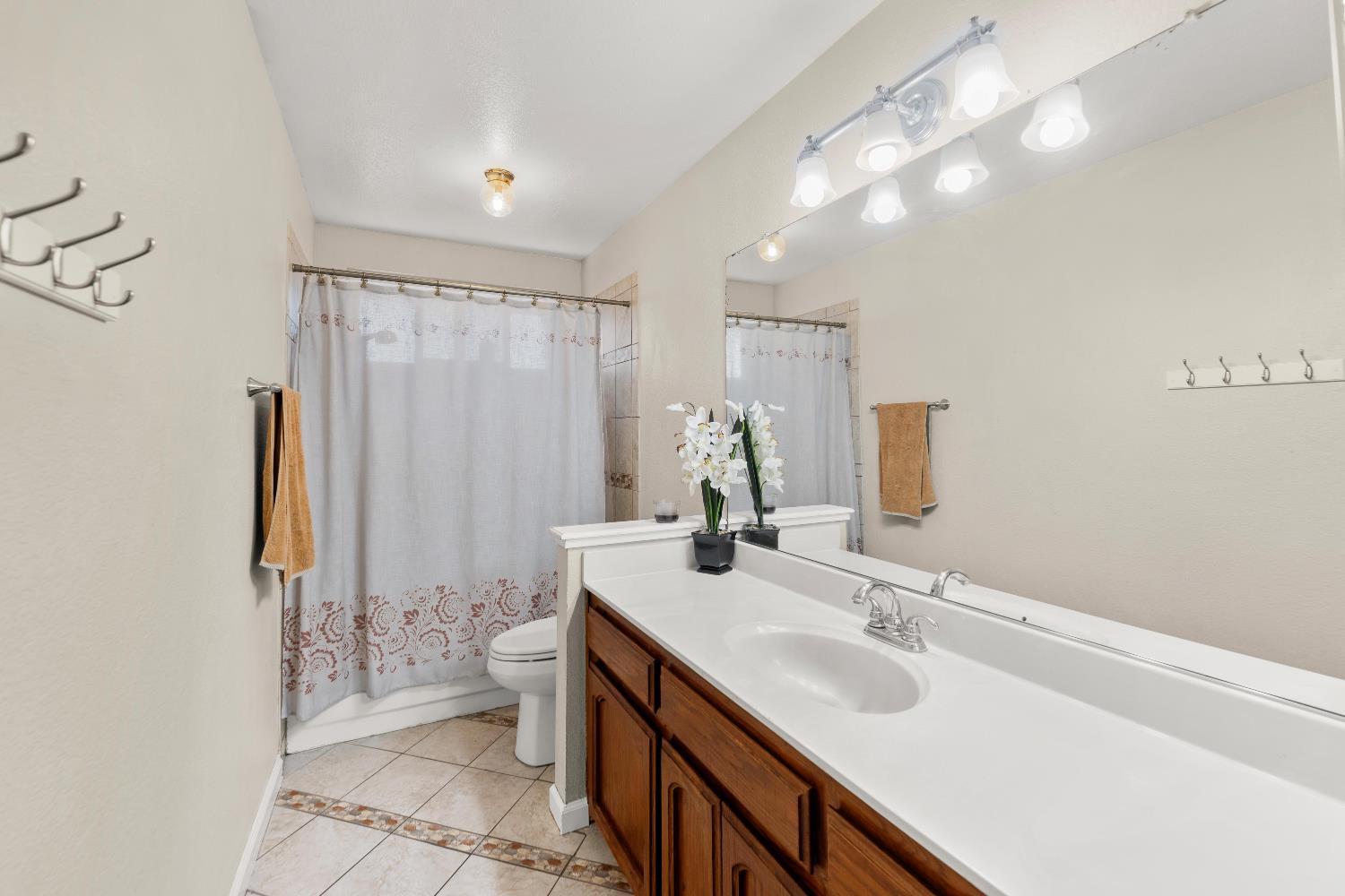 Detail Gallery Image 30 of 43 For 8880 Sonoma Valley Way, Sacramento,  CA 95829 - 3 Beds | 2 Baths