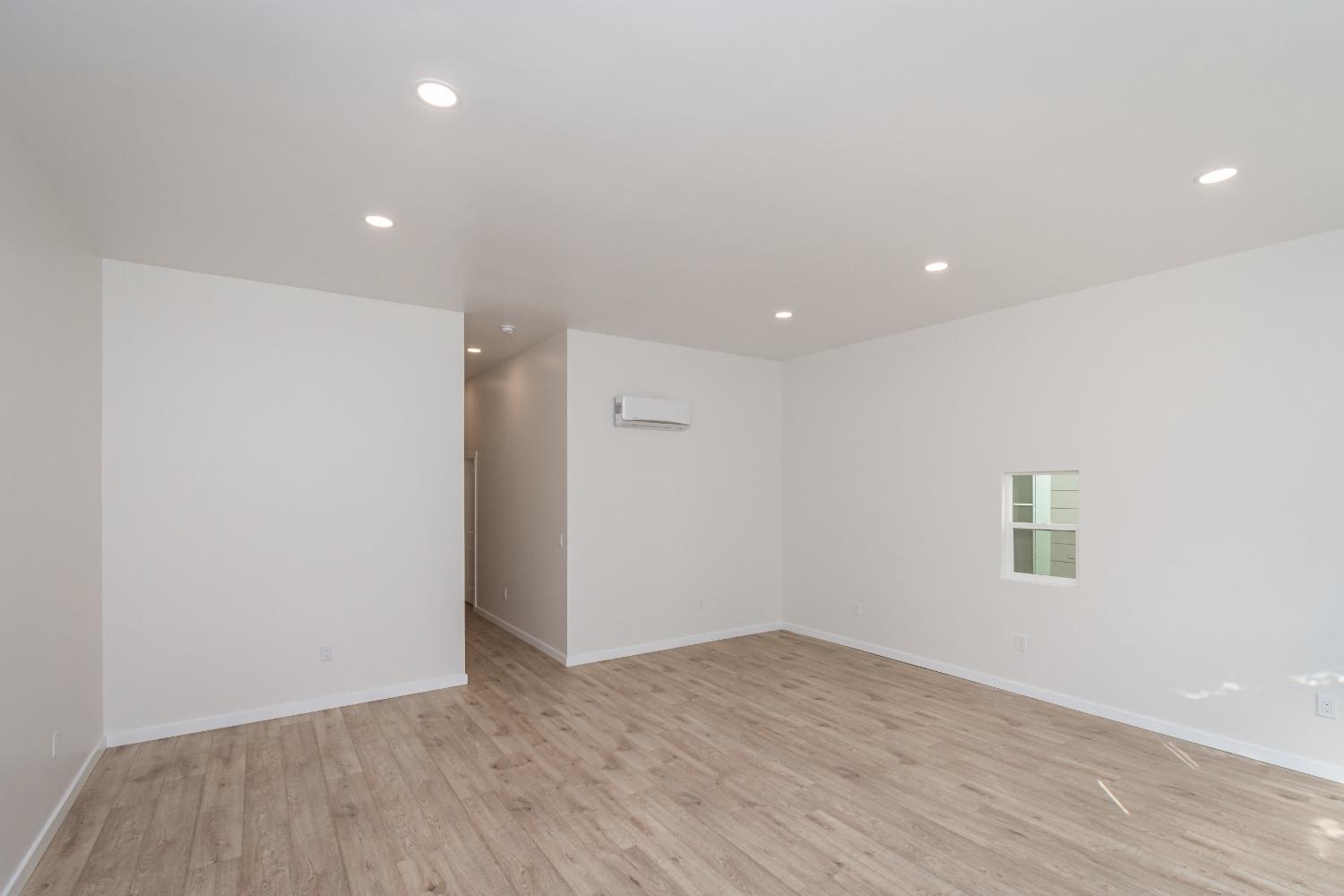 Detail Gallery Image 14 of 84 For 1269 B St, Walnut Grove,  CA 95690 - 4 Beds | 2 Baths