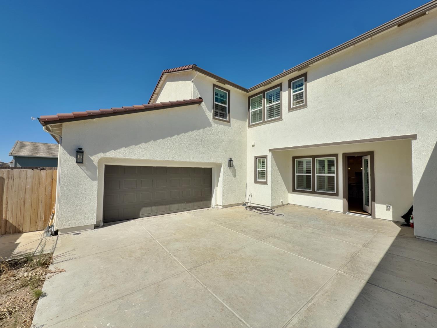 Detail Gallery Image 38 of 44 For 8594 Sona Way, Elk Grove,  CA 95757 - 6 Beds | 5/1 Baths