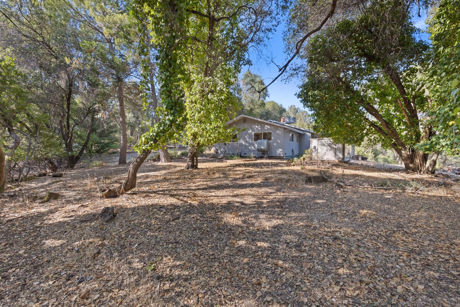 Detail Gallery Image 32 of 34 For 668 Crestview Dr, Diamond Springs,  CA 95619 - 3 Beds | 2 Baths