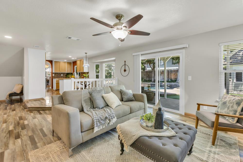 Detail Gallery Image 28 of 65 For 6745 Ashington Way, Elk Grove,  CA 95758 - 4 Beds | 3 Baths