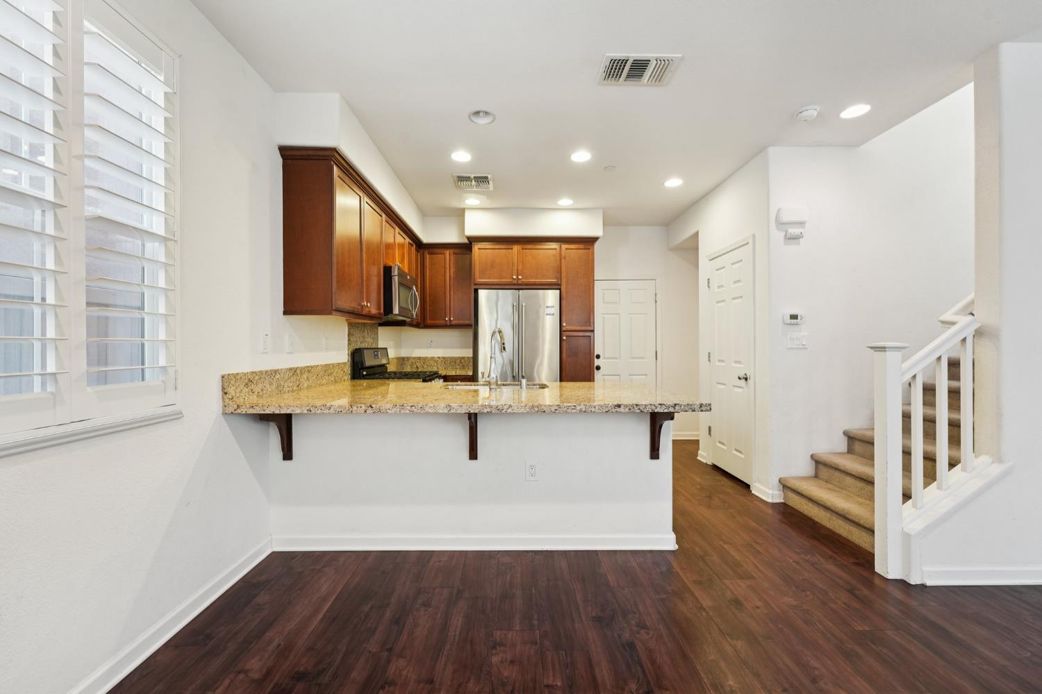 Detail Gallery Image 15 of 45 For 818 Queen Palm Ln, Brentwood,  CA 94513 - 3 Beds | 2/1 Baths