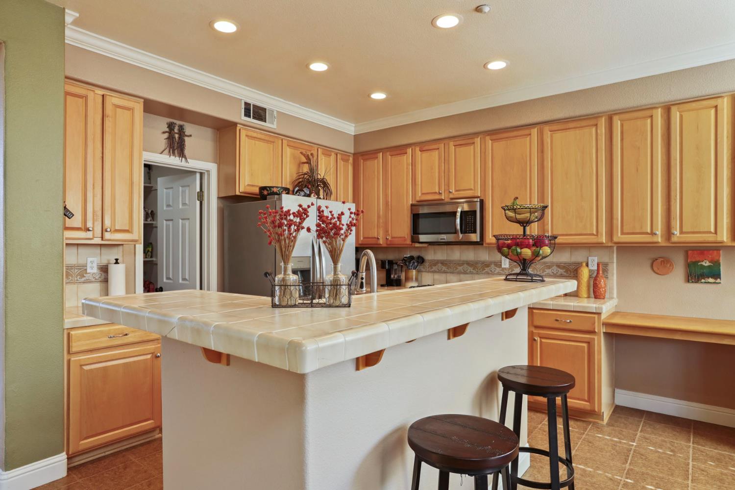 Detail Gallery Image 11 of 21 For 1214 Royal Ann Ct, Brentwood,  CA 94513 - 4 Beds | 2/1 Baths