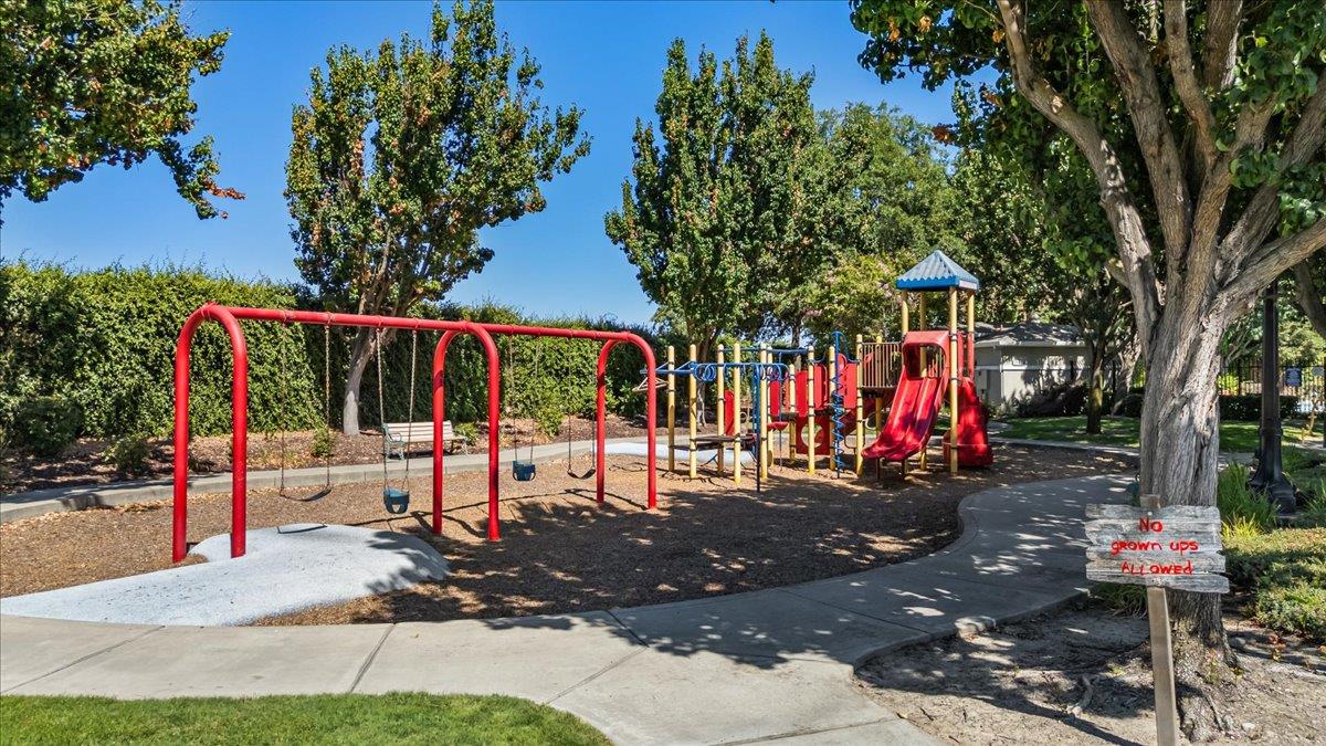 Detail Gallery Image 68 of 72 For 2520 Carnival Dr, Turlock,  CA 95380 - 5 Beds | 3 Baths