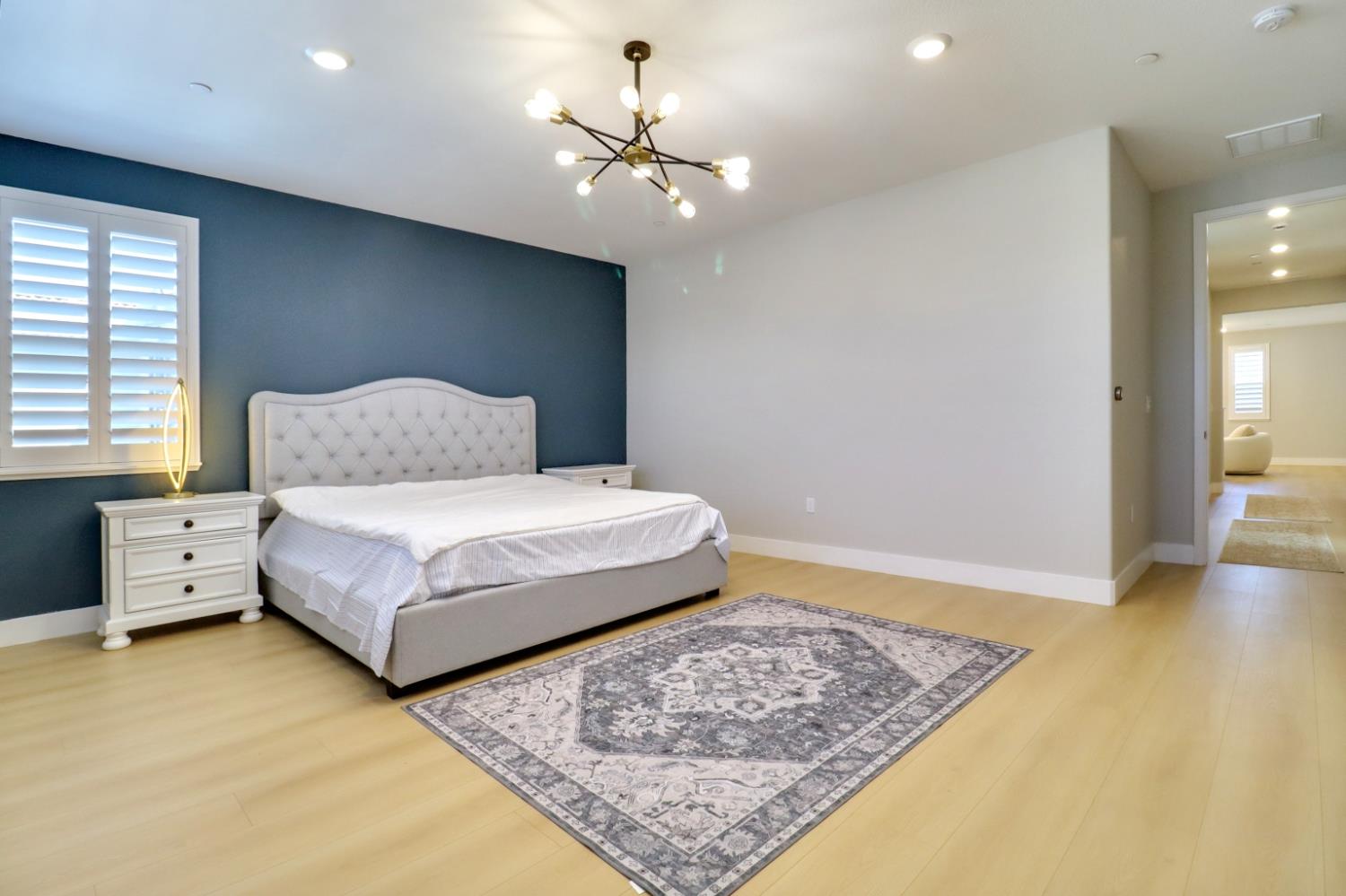 Detail Gallery Image 32 of 44 For 8594 Sona Way, Elk Grove,  CA 95757 - 6 Beds | 5/1 Baths