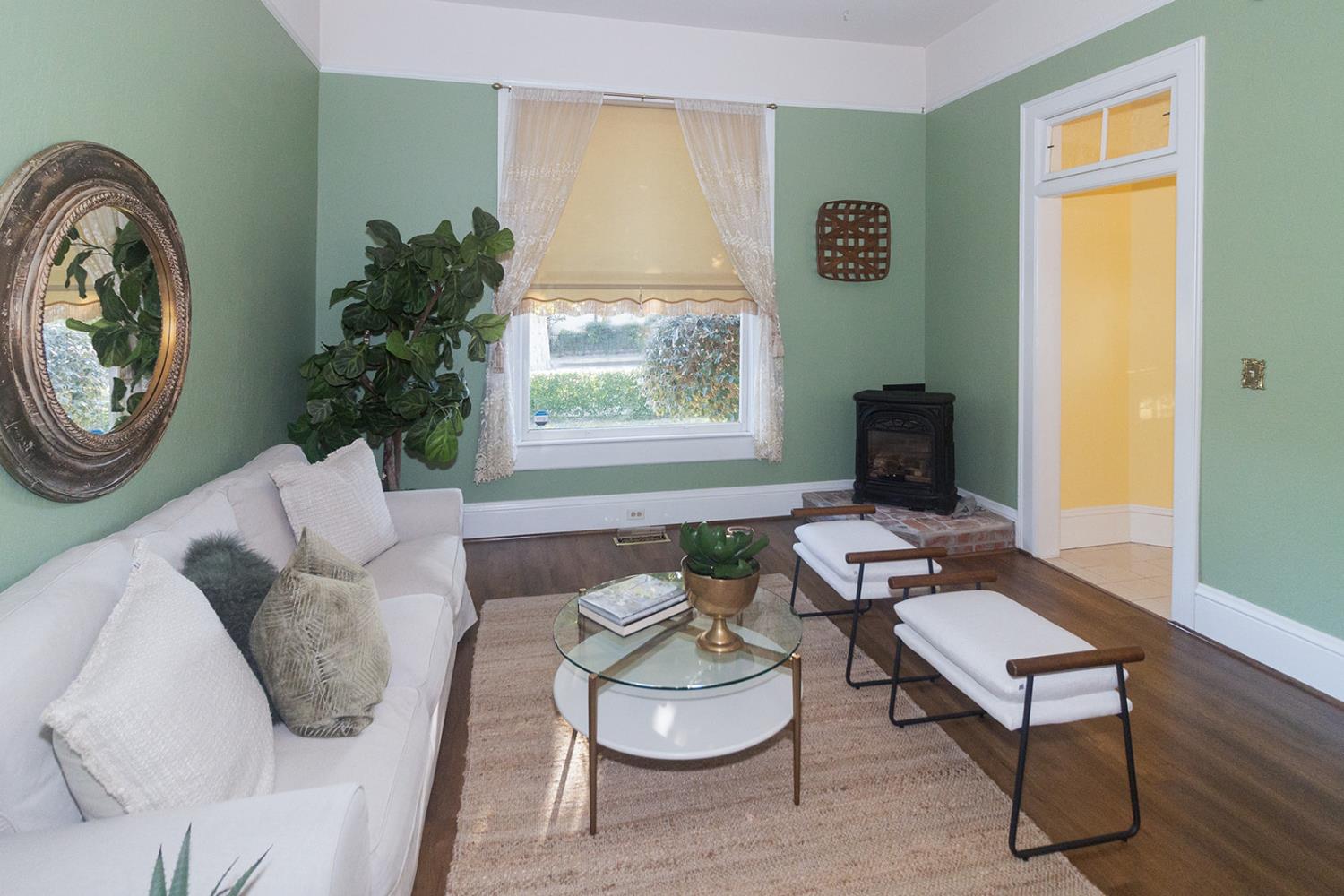 Detail Gallery Image 6 of 59 For 603 1st St, Woodland,  CA 95695 - 3 Beds | 2 Baths