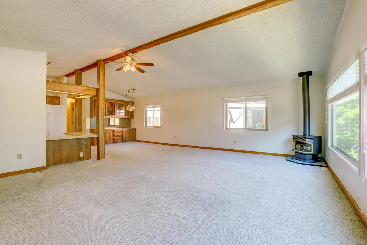 Detail Gallery Image 4 of 68 For 10046 Dalewood Way, Grass Valley,  CA 95949 - 2 Beds | 2 Baths