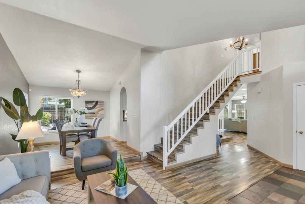 Detail Gallery Image 9 of 65 For 6745 Ashington Way, Elk Grove,  CA 95758 - 4 Beds | 3 Baths