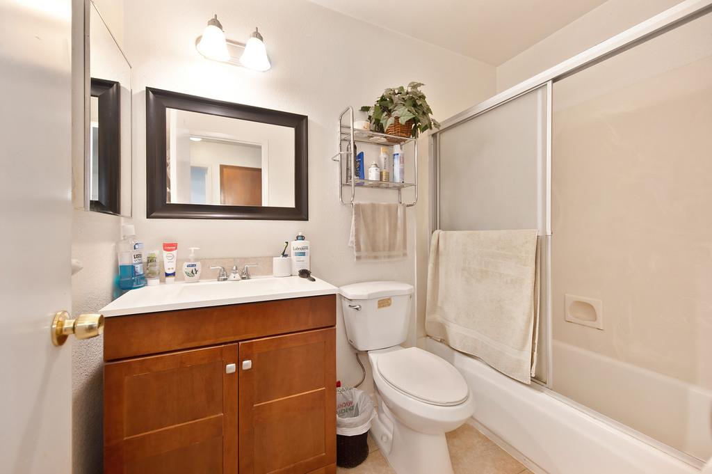Detail Gallery Image 12 of 40 For 5500 E Knoll Dr, Fair Oaks,  CA 95628 - – Beds | – Baths