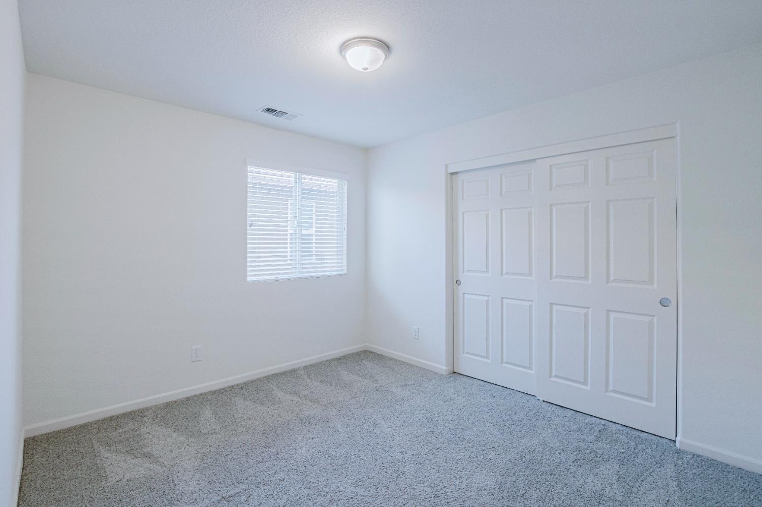 Detail Gallery Image 27 of 53 For 5231 Morning Bird Way, Sacramento,  CA 95835 - 5 Beds | 3 Baths