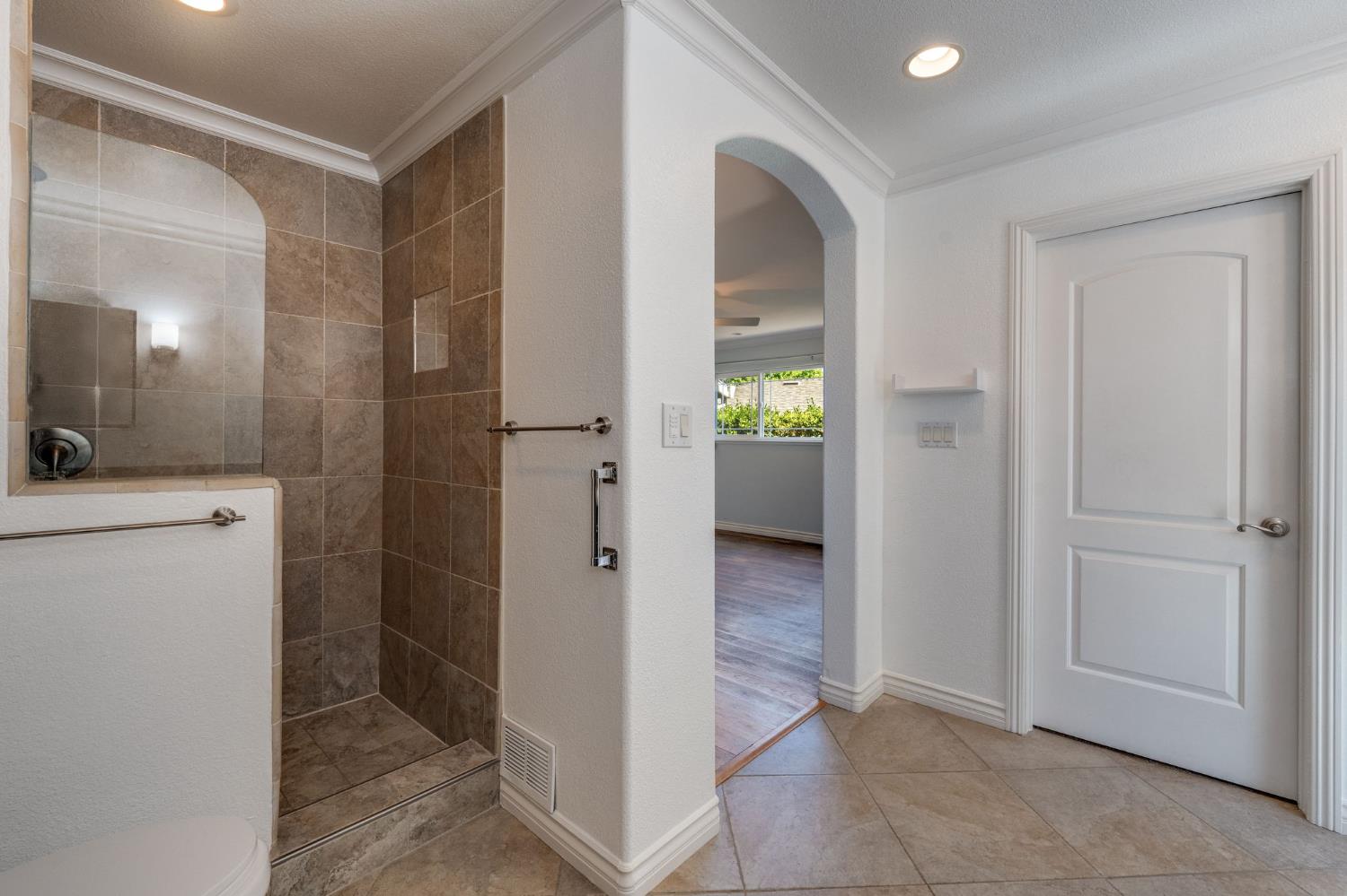 Detail Gallery Image 39 of 64 For 5352 Wedge Cir, Fair Oaks,  CA 95628 - 3 Beds | 2 Baths