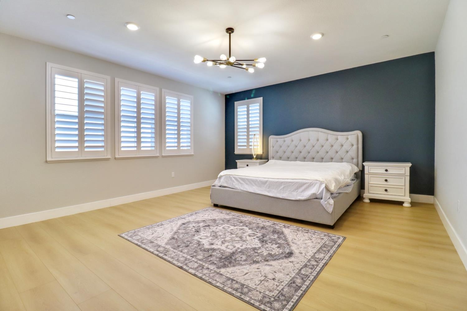 Detail Gallery Image 31 of 44 For 8594 Sona Way, Elk Grove,  CA 95757 - 6 Beds | 5/1 Baths