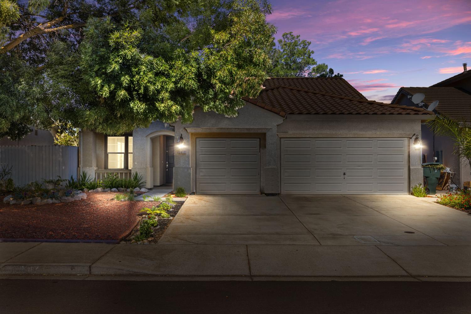 Detail Gallery Image 2 of 55 For 3917 Dragoo Park Dr, Modesto,  CA 95356 - 4 Beds | 2 Baths