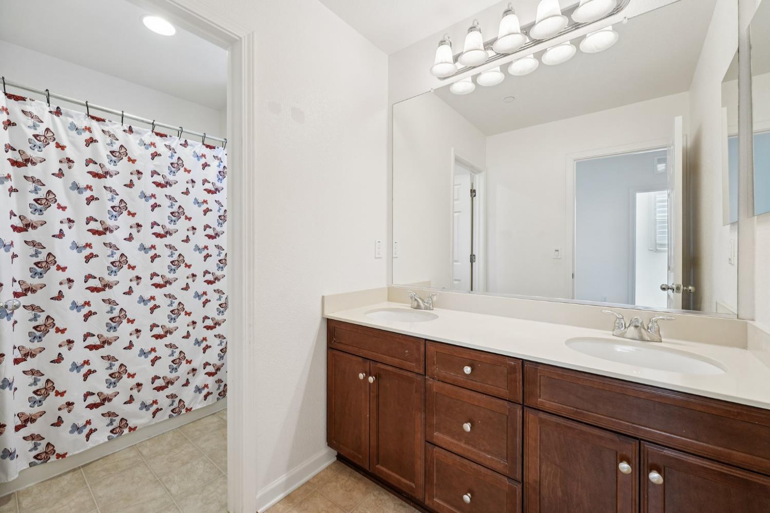 Detail Gallery Image 29 of 45 For 818 Queen Palm Ln, Brentwood,  CA 94513 - 3 Beds | 2/1 Baths