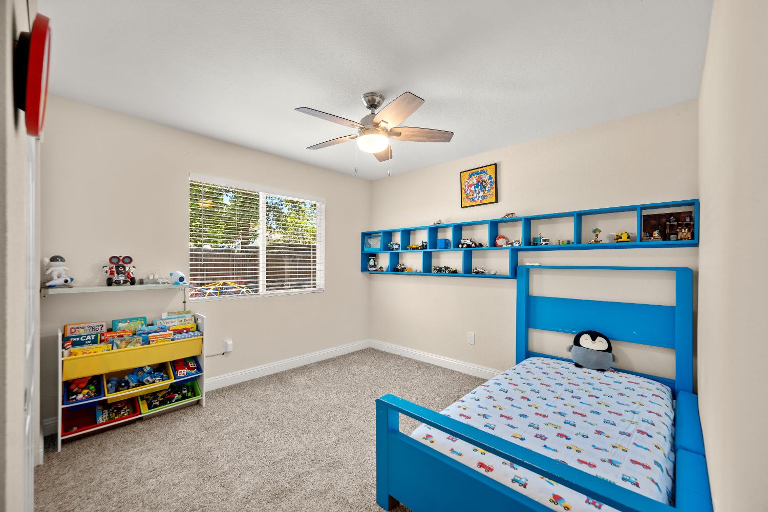 Detail Gallery Image 34 of 60 For 6936 Kon Tiki Dr, Orangevale,  CA 95662 - 4 Beds | 2/1 Baths