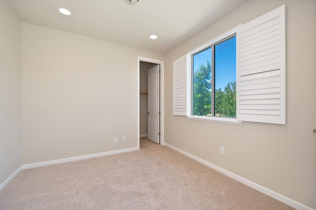 Detail Gallery Image 17 of 40 For 3096 Apache St, West Sacramento,  CA 95691 - 4 Beds | 3 Baths