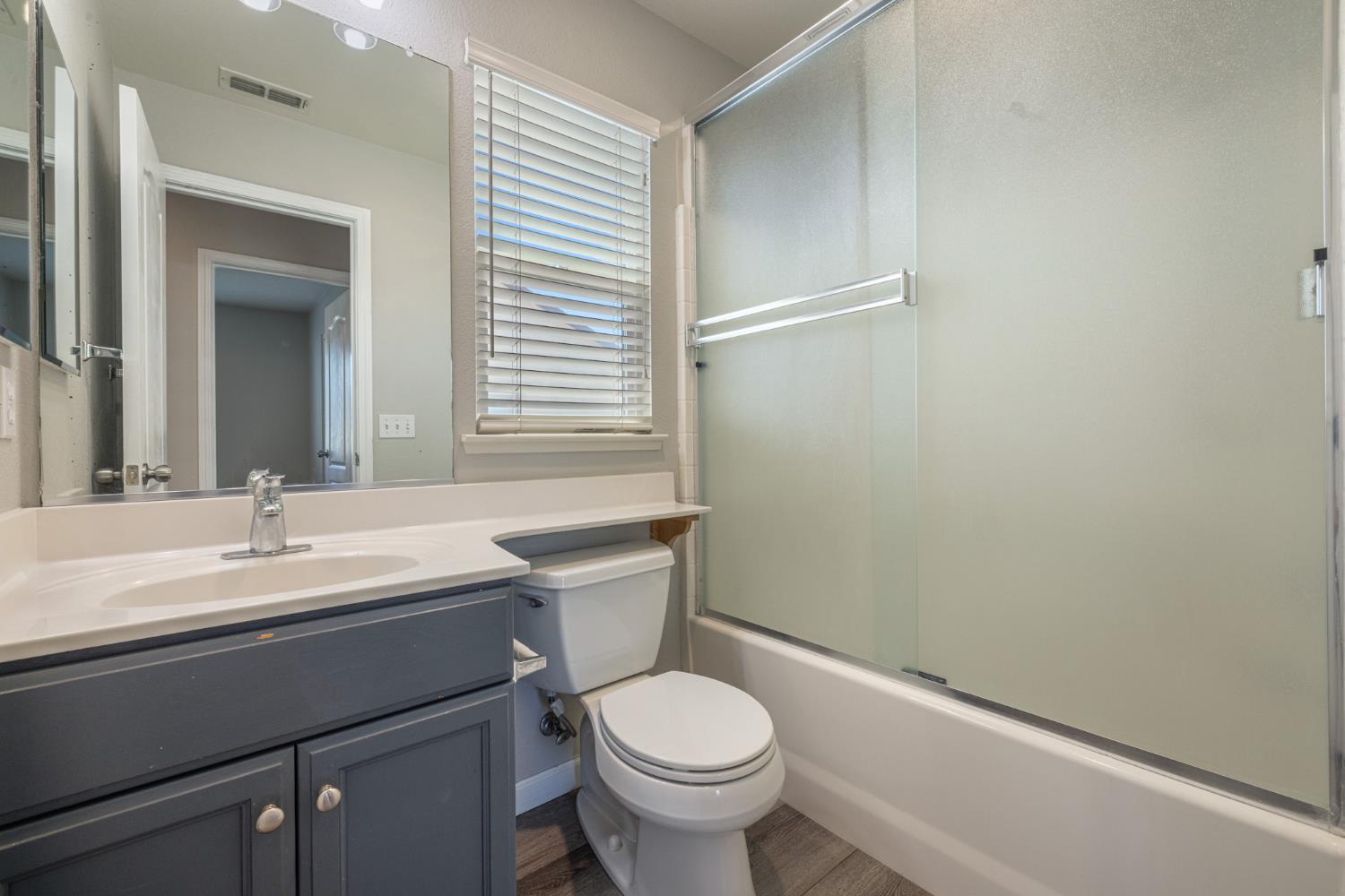 Detail Gallery Image 29 of 55 For 4330 Alba Ct, Turlock,  CA 95382 - 3 Beds | 2/1 Baths