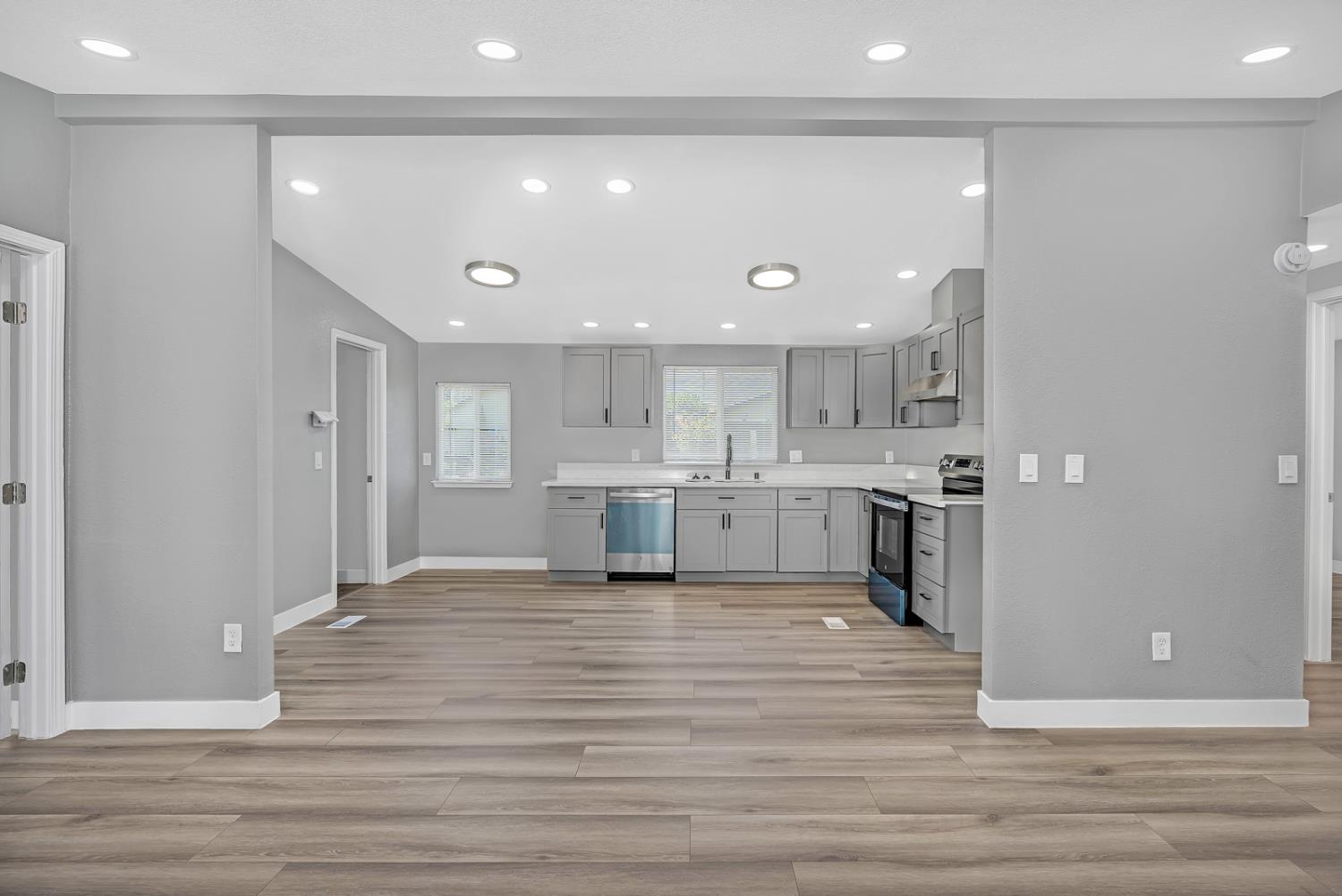Detail Gallery Image 11 of 39 For 8721 Laird St, Patterson,  CA 95363 - 3 Beds | 2 Baths