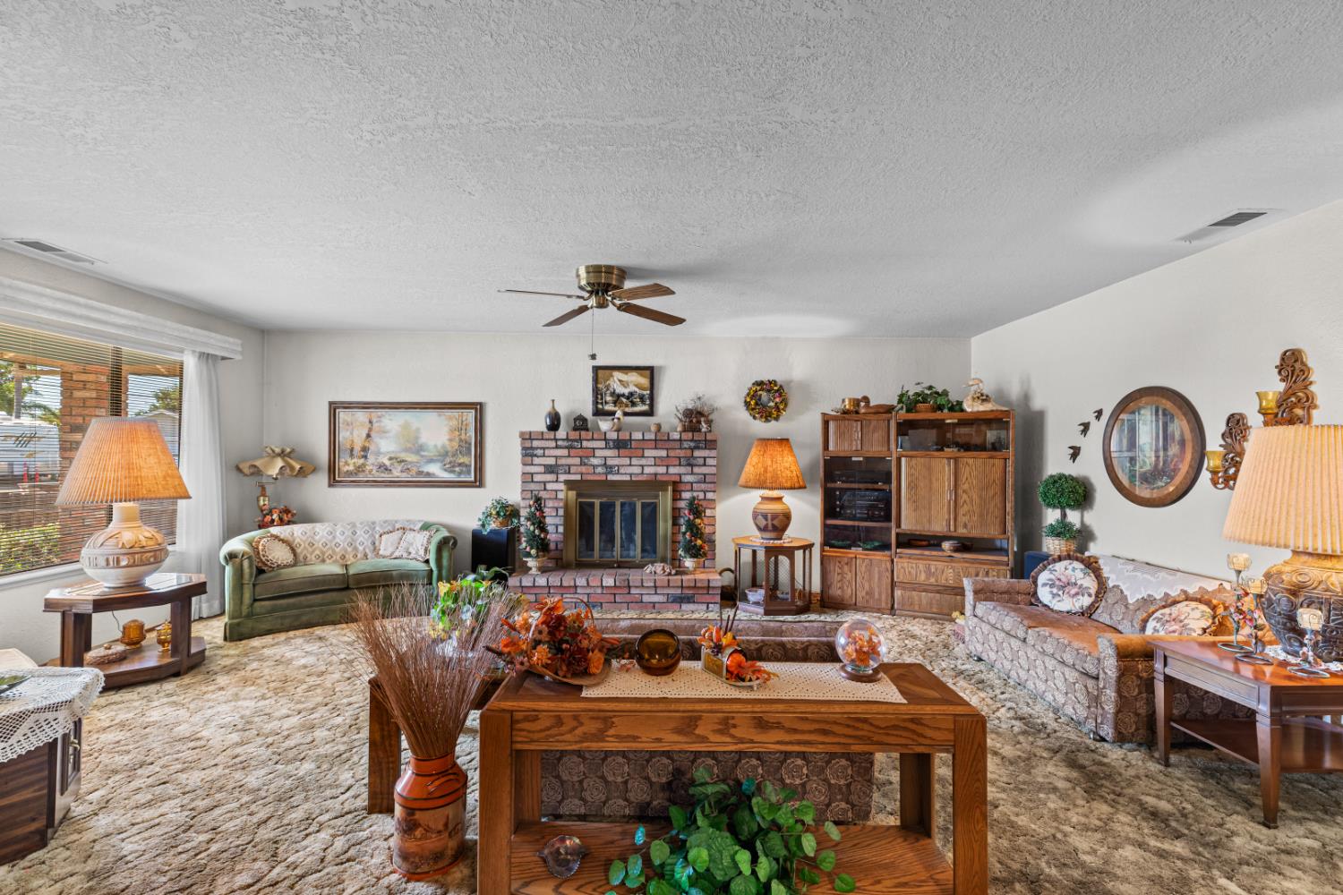 Detail Gallery Image 9 of 46 For 1009 Zinfandel Pl, Modesto,  CA 95351 - 3 Beds | 2 Baths
