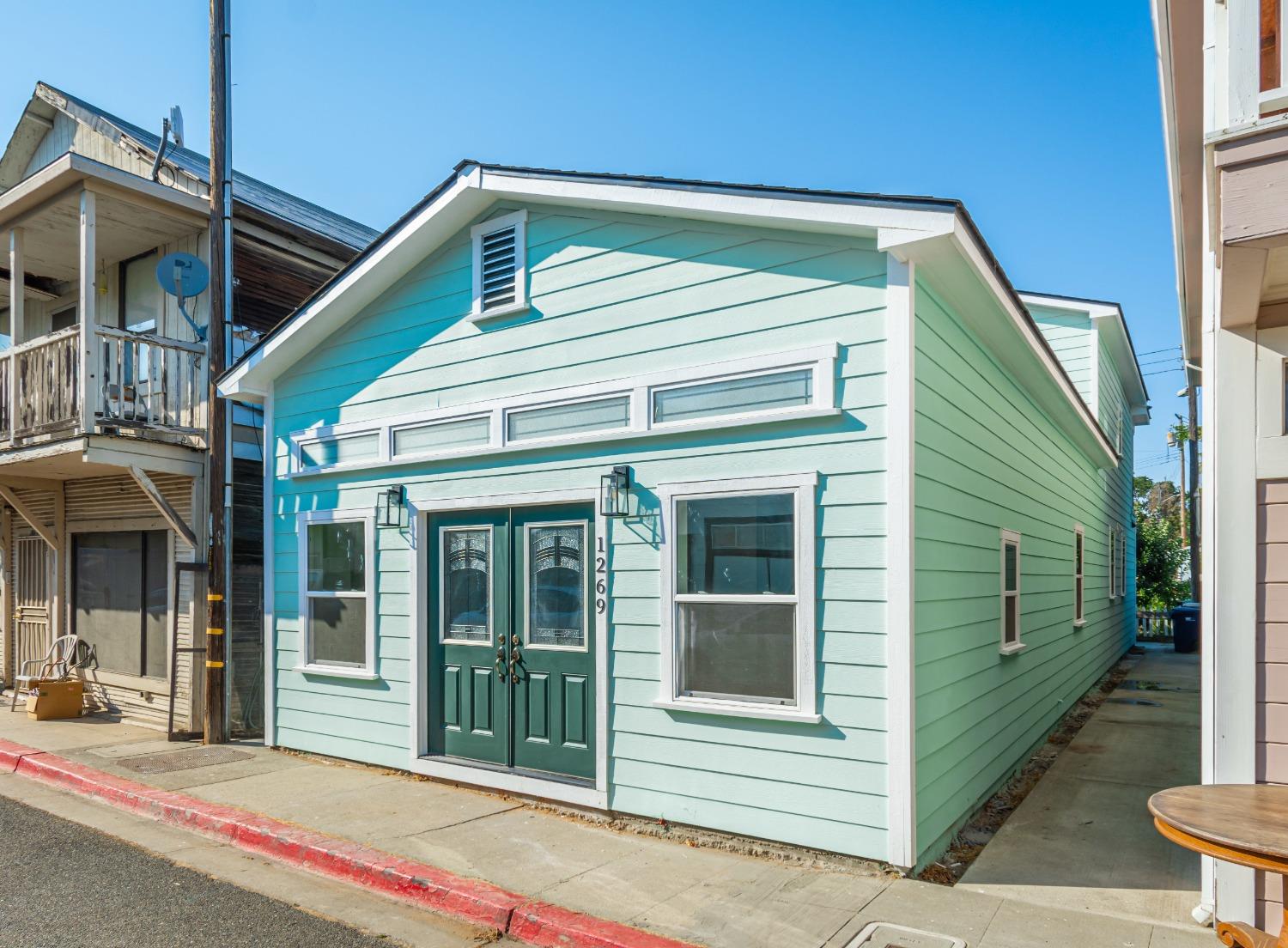 Detail Gallery Image 6 of 84 For 1269 B St, Walnut Grove,  CA 95690 - 4 Beds | 2 Baths