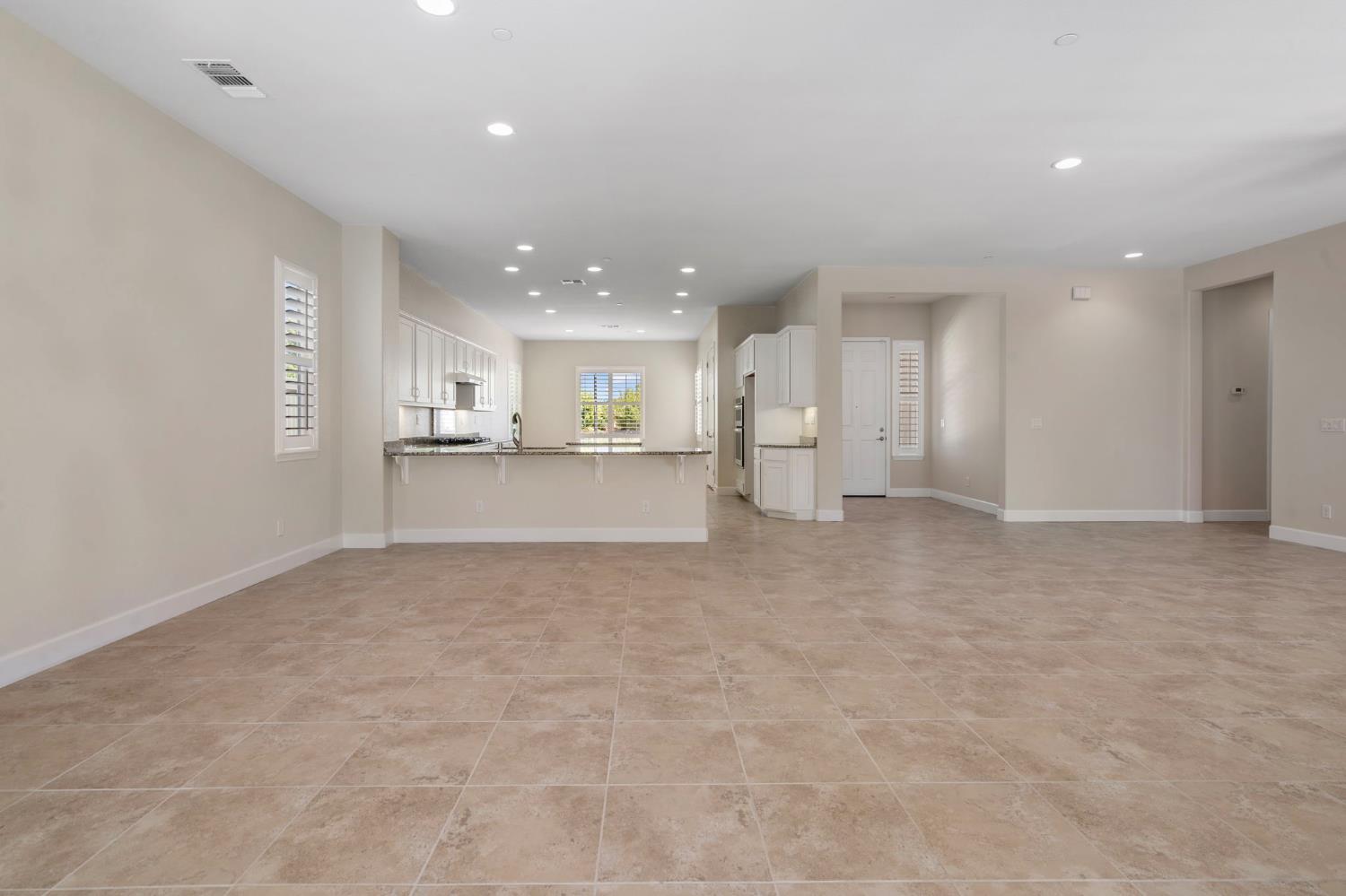 Detail Gallery Image 16 of 55 For 1264 Elm Ridge St, Manteca,  CA 95336 - 3 Beds | 2/1 Baths