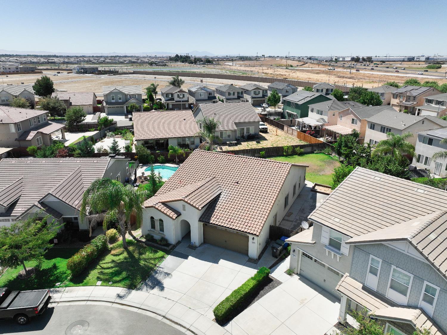 Detail Gallery Image 6 of 32 For 1455 Rock Springs Ave, Manteca,  CA 95337 - 4 Beds | 3 Baths