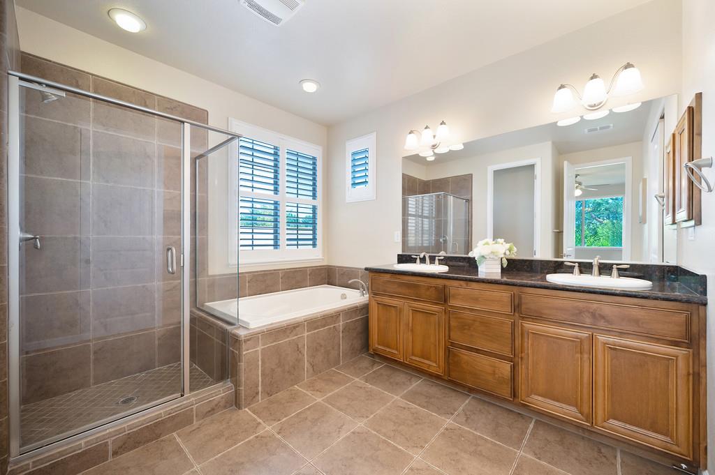 Detail Gallery Image 19 of 40 For 3096 Apache St, West Sacramento,  CA 95691 - 4 Beds | 3 Baths