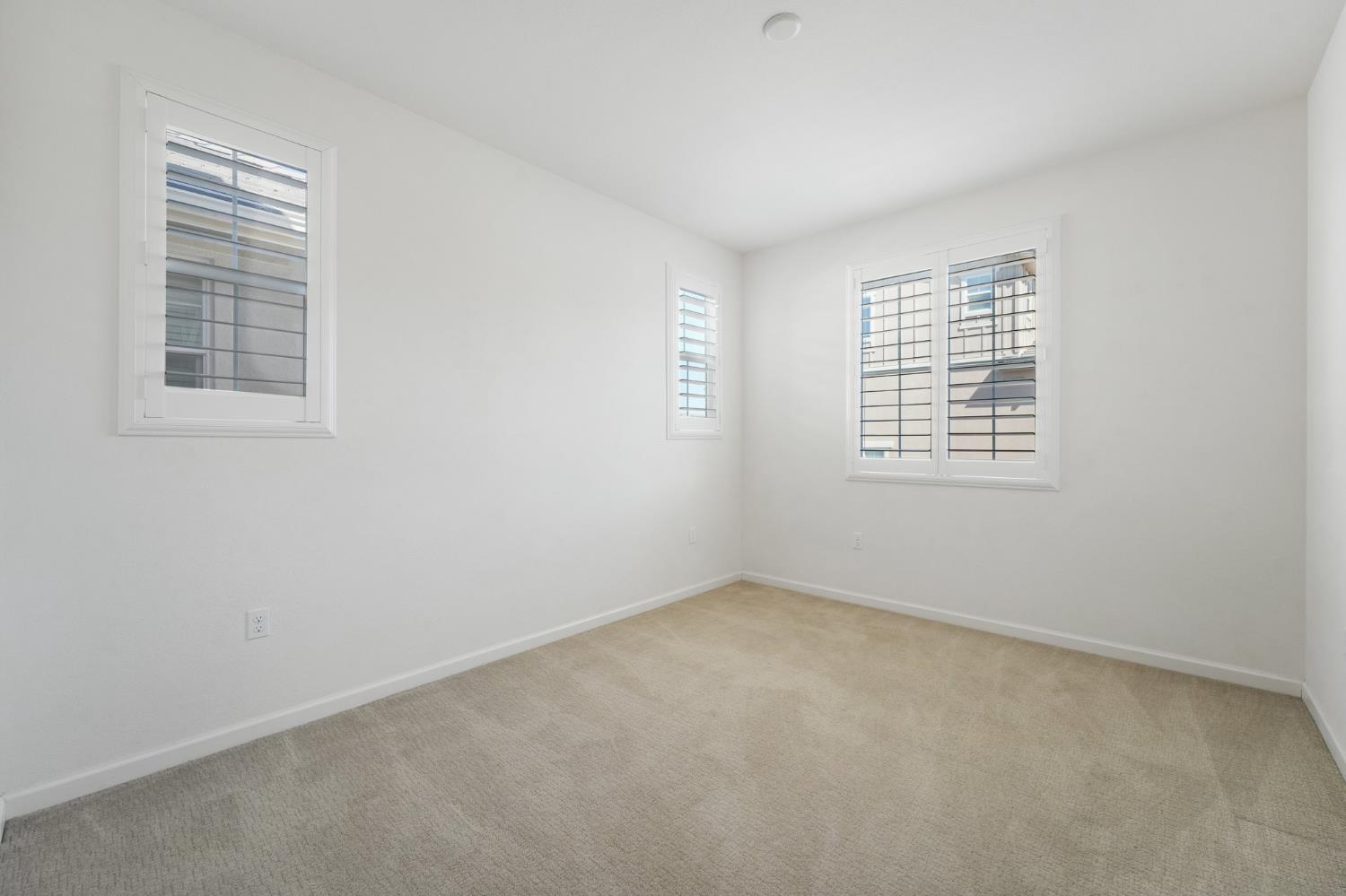 Detail Gallery Image 30 of 45 For 818 Queen Palm Ln, Brentwood,  CA 94513 - 3 Beds | 2/1 Baths