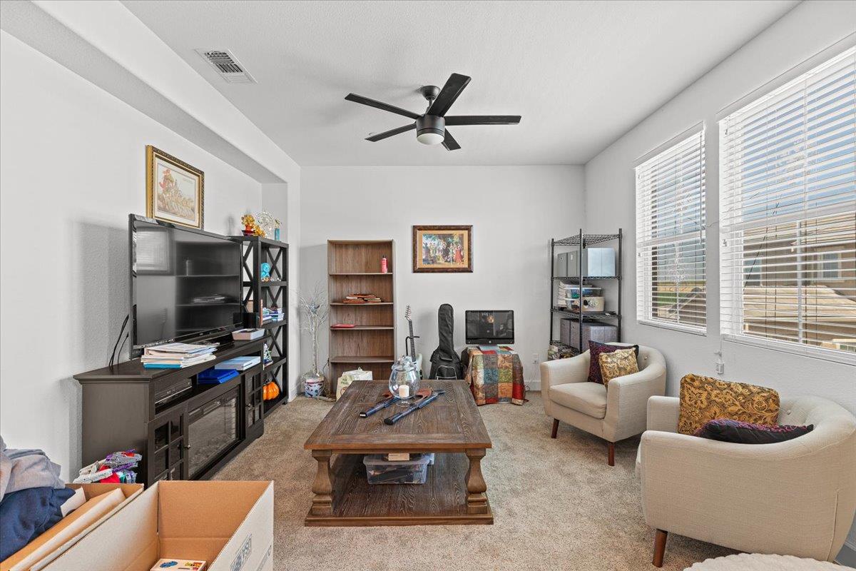 Detail Gallery Image 23 of 38 For 5753 Cornerstone Dr, Riverbank,  CA 95367 - 3 Beds | 2/1 Baths