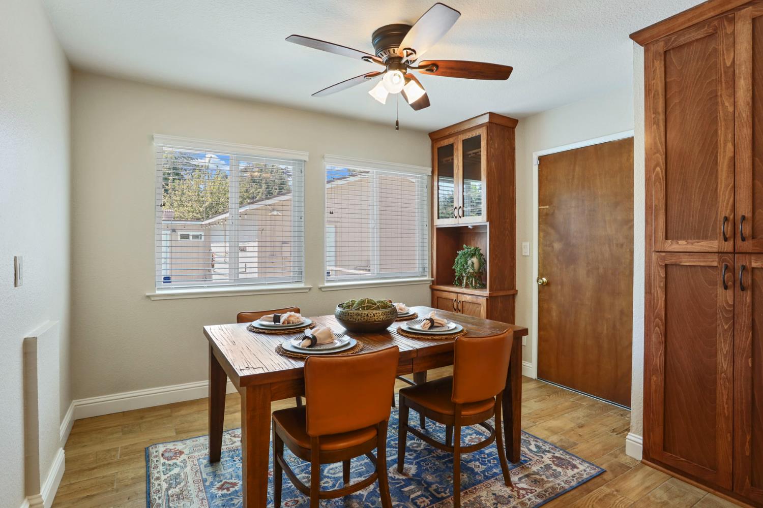 Detail Gallery Image 15 of 56 For 236 Emerson Ave, Modesto,  CA 95350 - 3 Beds | 1/1 Baths