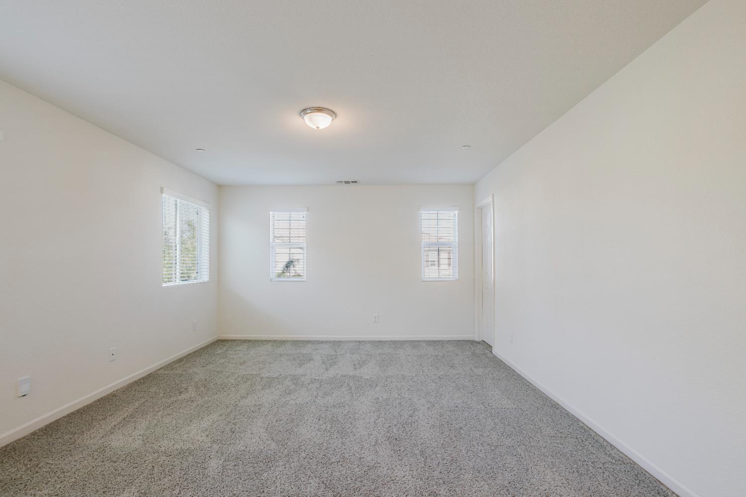 Detail Gallery Image 42 of 53 For 5231 Morning Bird Way, Sacramento,  CA 95835 - 5 Beds | 3 Baths