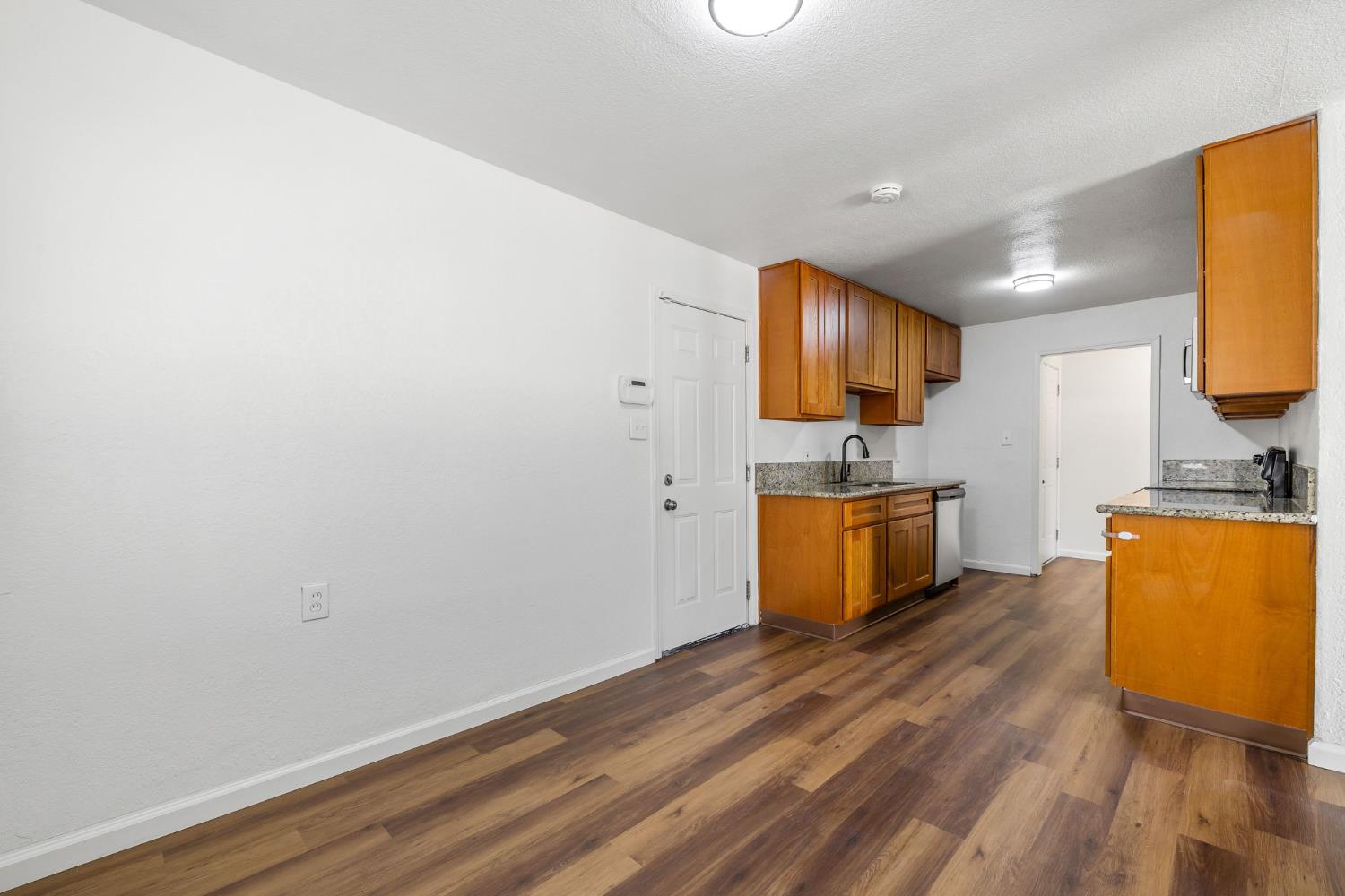 Detail Gallery Image 19 of 57 For 4441 Fenwick Way, North Highlands,  CA 95660 - 3 Beds | 2 Baths